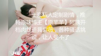 高颜值美少妇两男一女3P激情大战 口交上位骑乘轮流猛操呻吟娇喘诱人 很是诱惑喜欢不要错过!