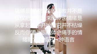  趁老婆出差把店里气质性感的大胸美乳领班美女带到酒店啪啪,相当配合,趴在屁股上干的她受不了嗷嗷大叫.